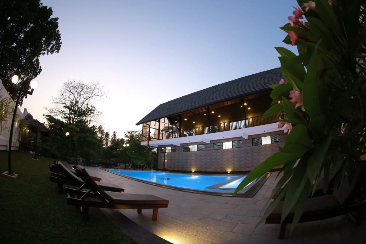 3R Resort Negombo Exterior foto