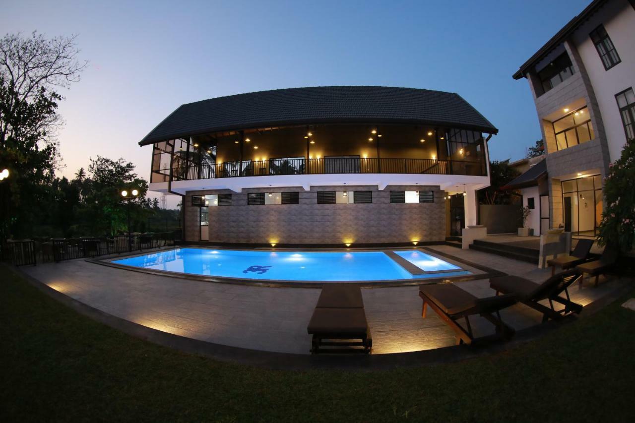3R Resort Negombo Exterior foto